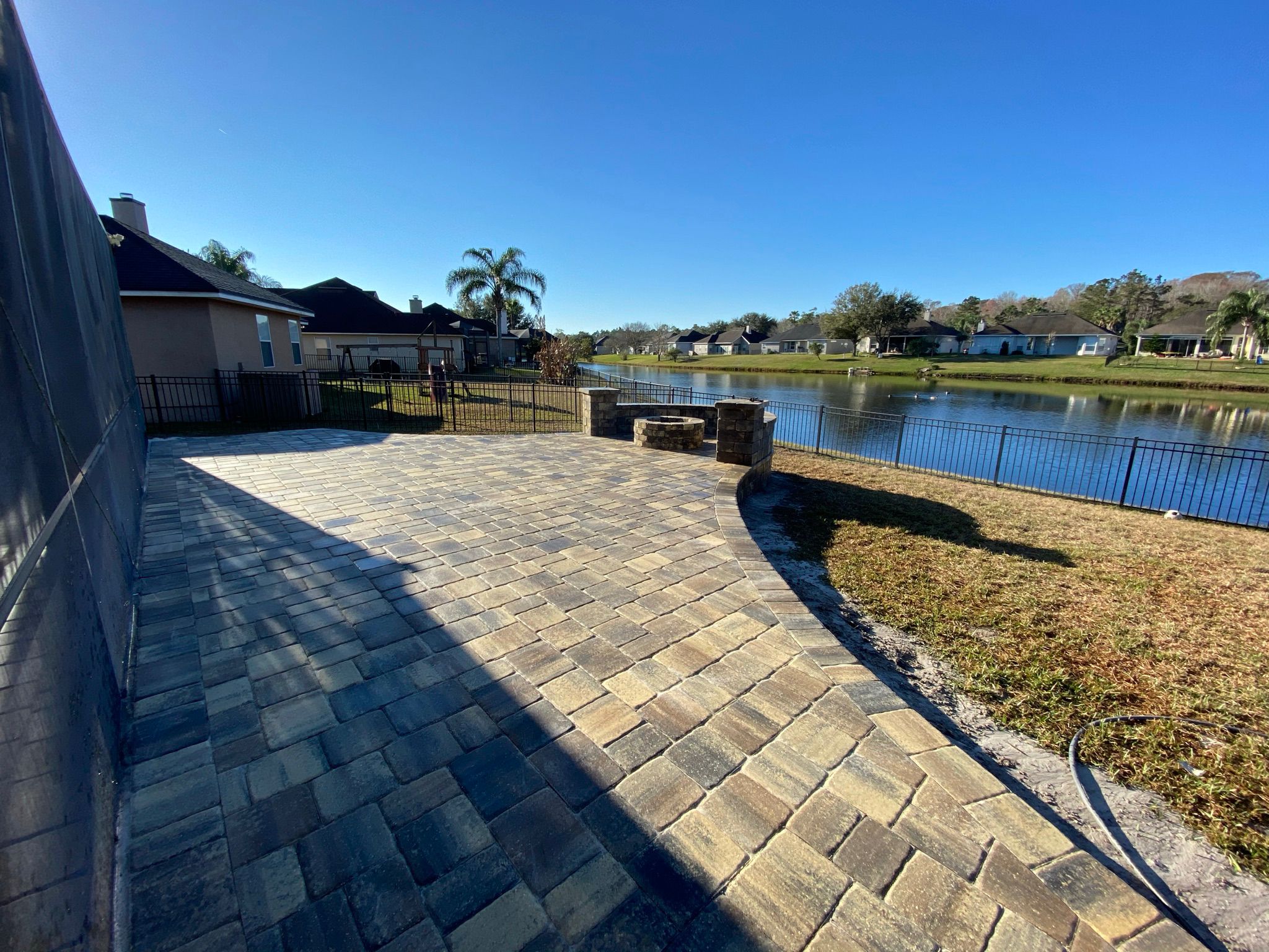 Outdoor kitchen with fire pit